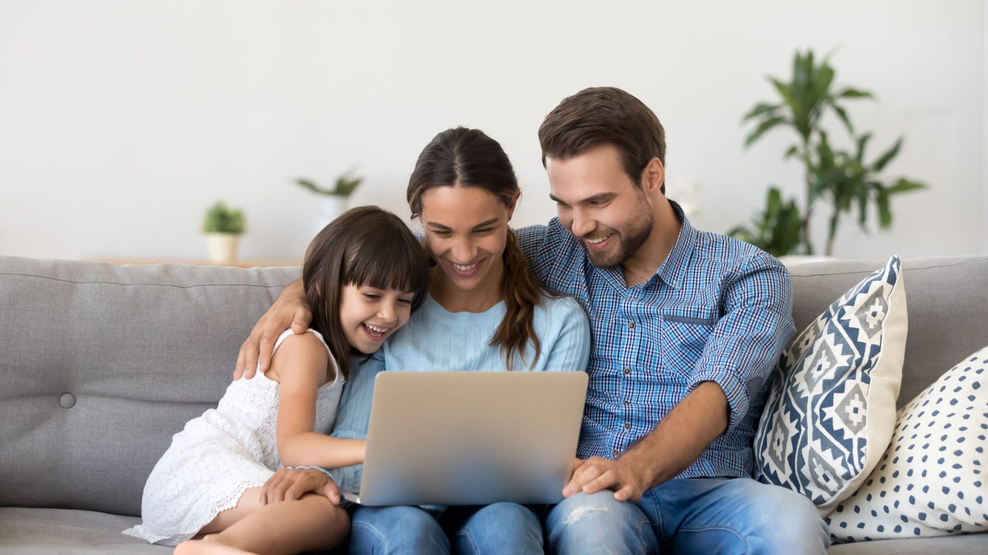 familia-cancelacion-gratuita-oferta-hotel-jaume-alp-girona-2 familia-cancelacion-gratuita-oferta-hotel-jaume-alp-girona-2